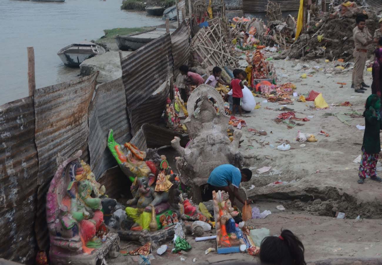 plight of idols and ghats of Ganesh Visarjan