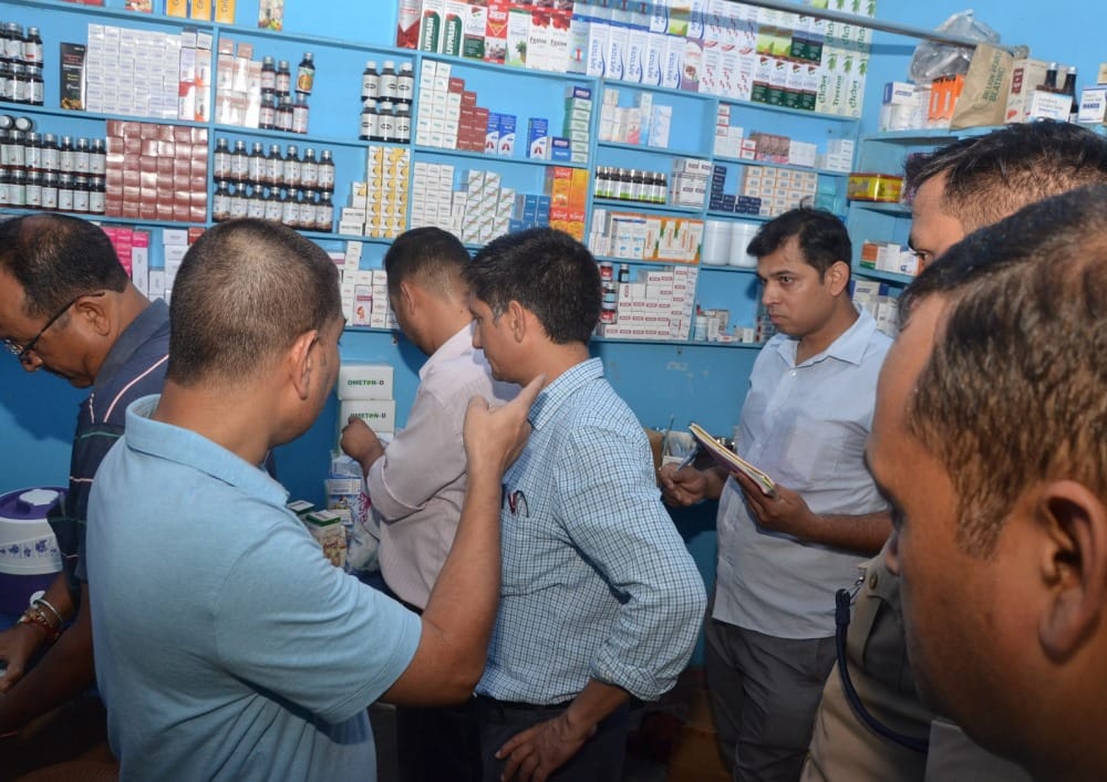 Two medical stores were running without license, drug was being sold at one