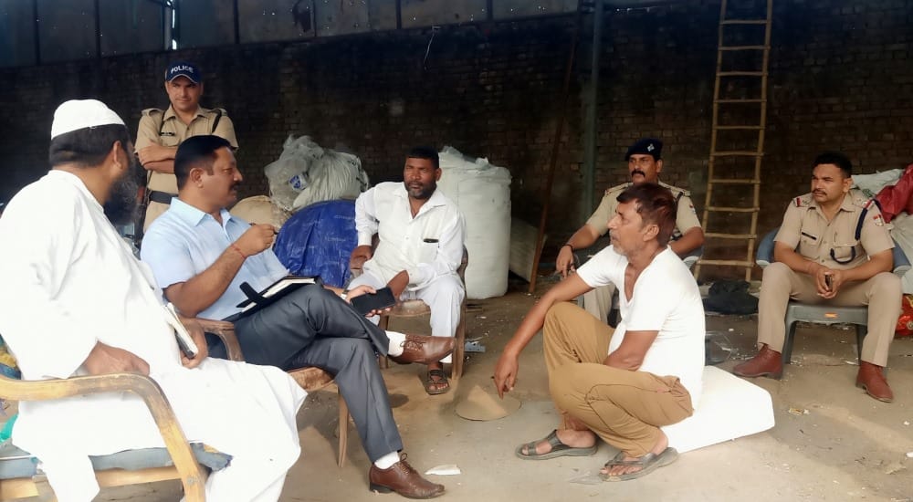 Robbery by holding watchman and elderly couple in scrap warehouse at roorkee
