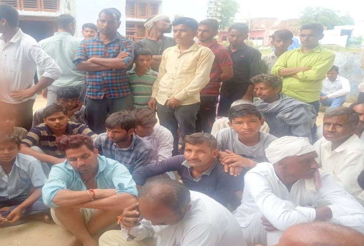 servant killed seven year old child for mobile in agra