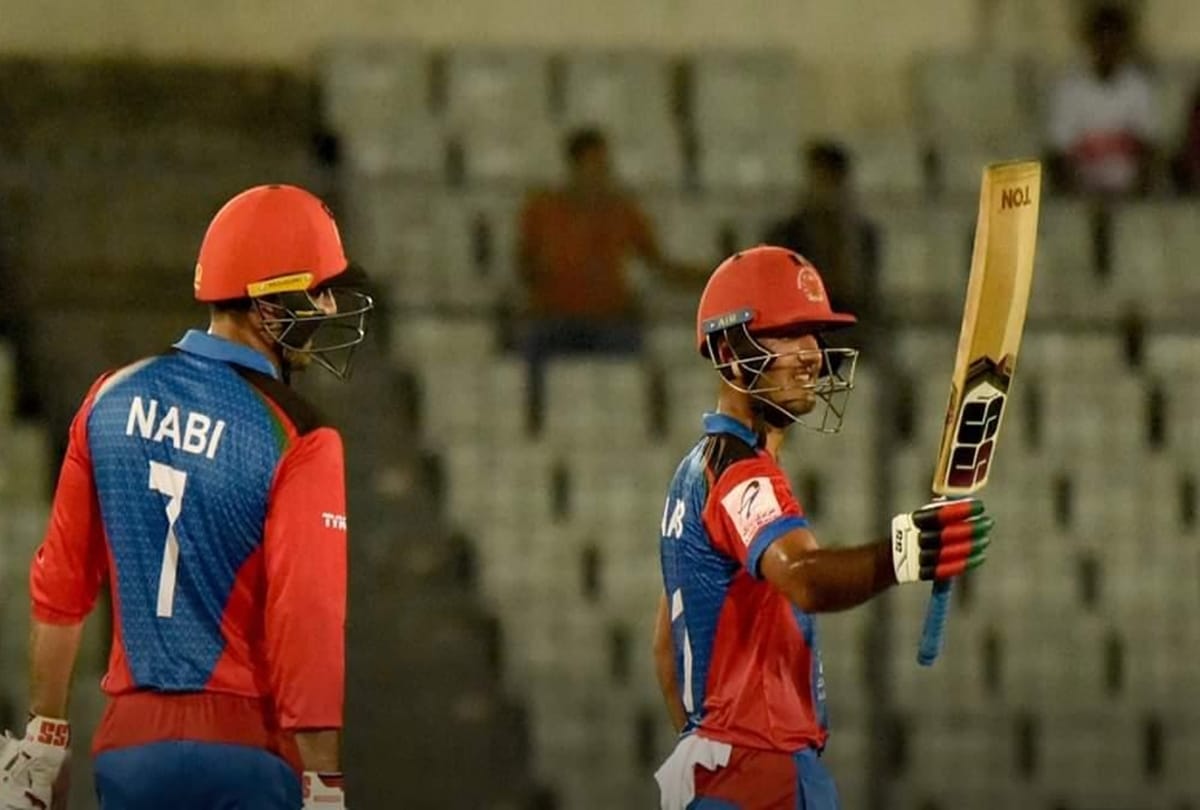 AFGvZIM: Mohammad Nabi and Najibullah Zadran smashes Seven sixes in seven balls
