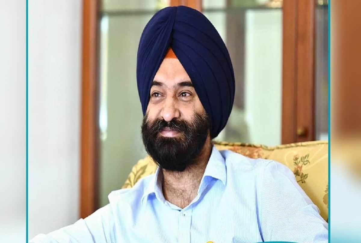 akali Dal Leader Manjinder Singh Sirsa Files Complaint Against Karan Johar drug party