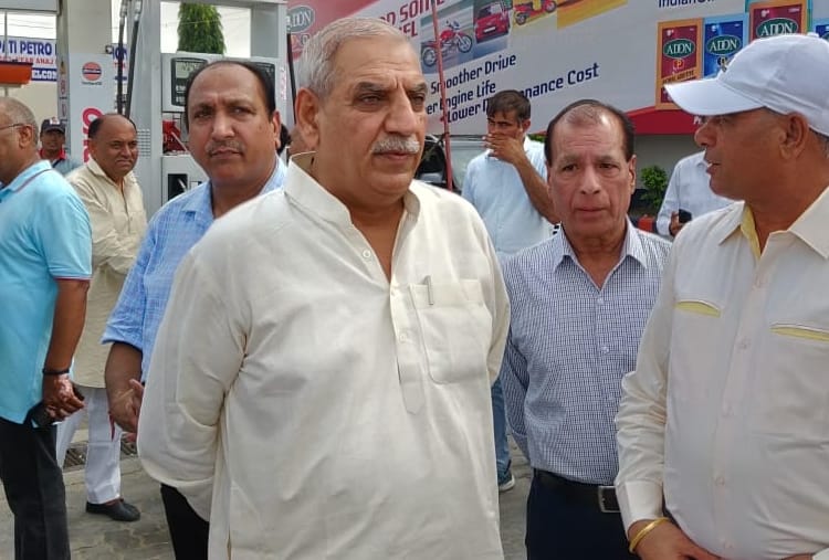 Ashok Arora can join Congress today In Delhi