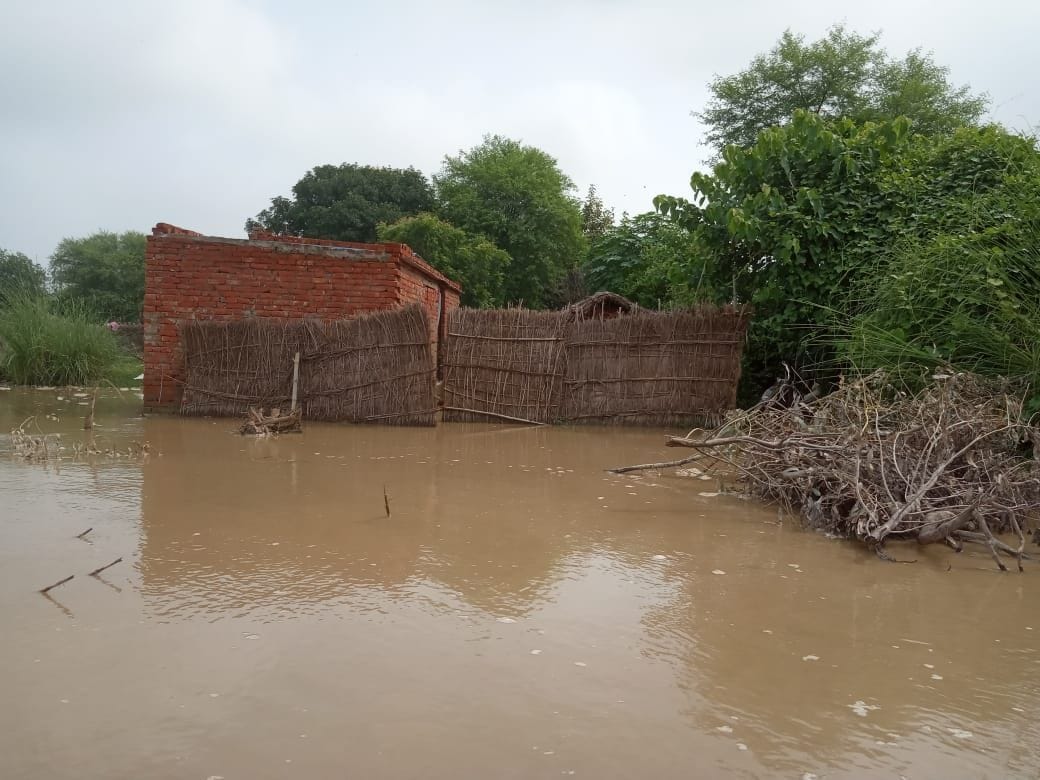 Flood again in Ghaghra, villagers panic due to clutches in the Kevtahi