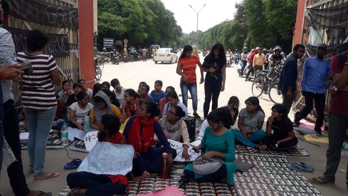 BHU students on strike for dismissal of professor accused of molesting girl