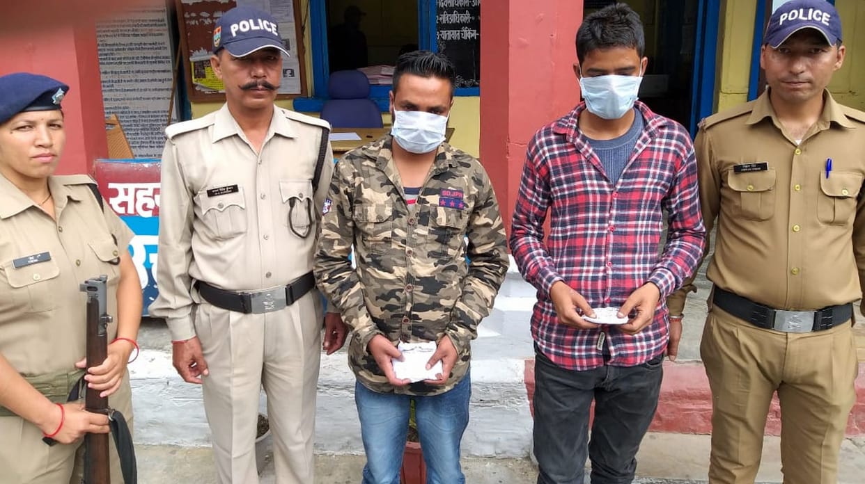 two youths arrested with smack