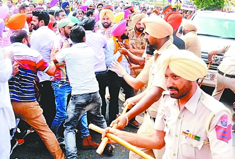 Unemployed Teachers Protests Against Government In Sangroor