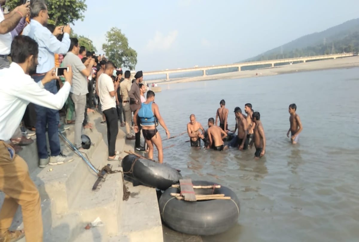 Youth drowned in Yamuna river in paonta sirmour himachal