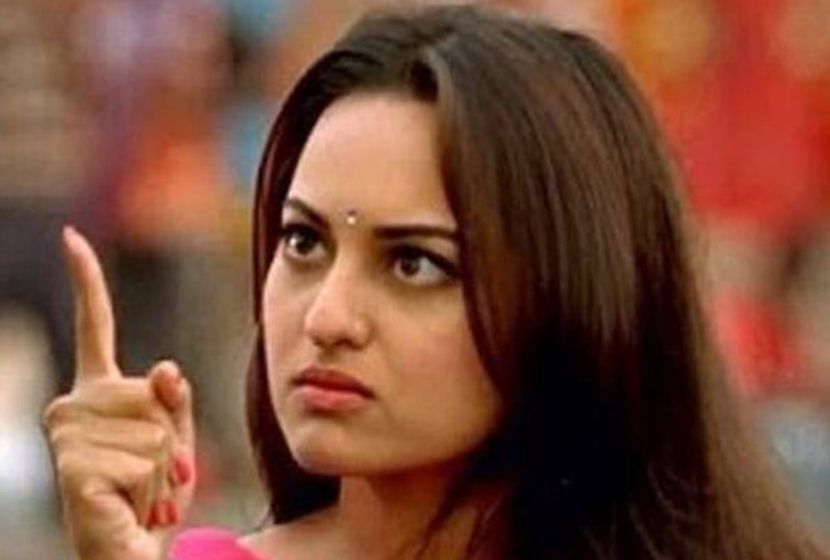 trollers Called Sonakshi Sinha Salman ki Chamchi actress reply