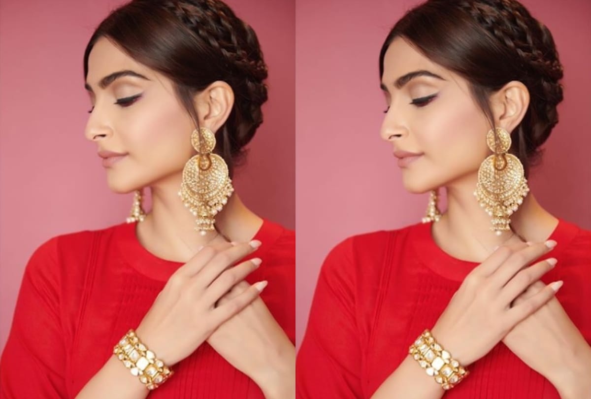 sonam kapoor wear red kurta by gulabo the zoya factor film promotion