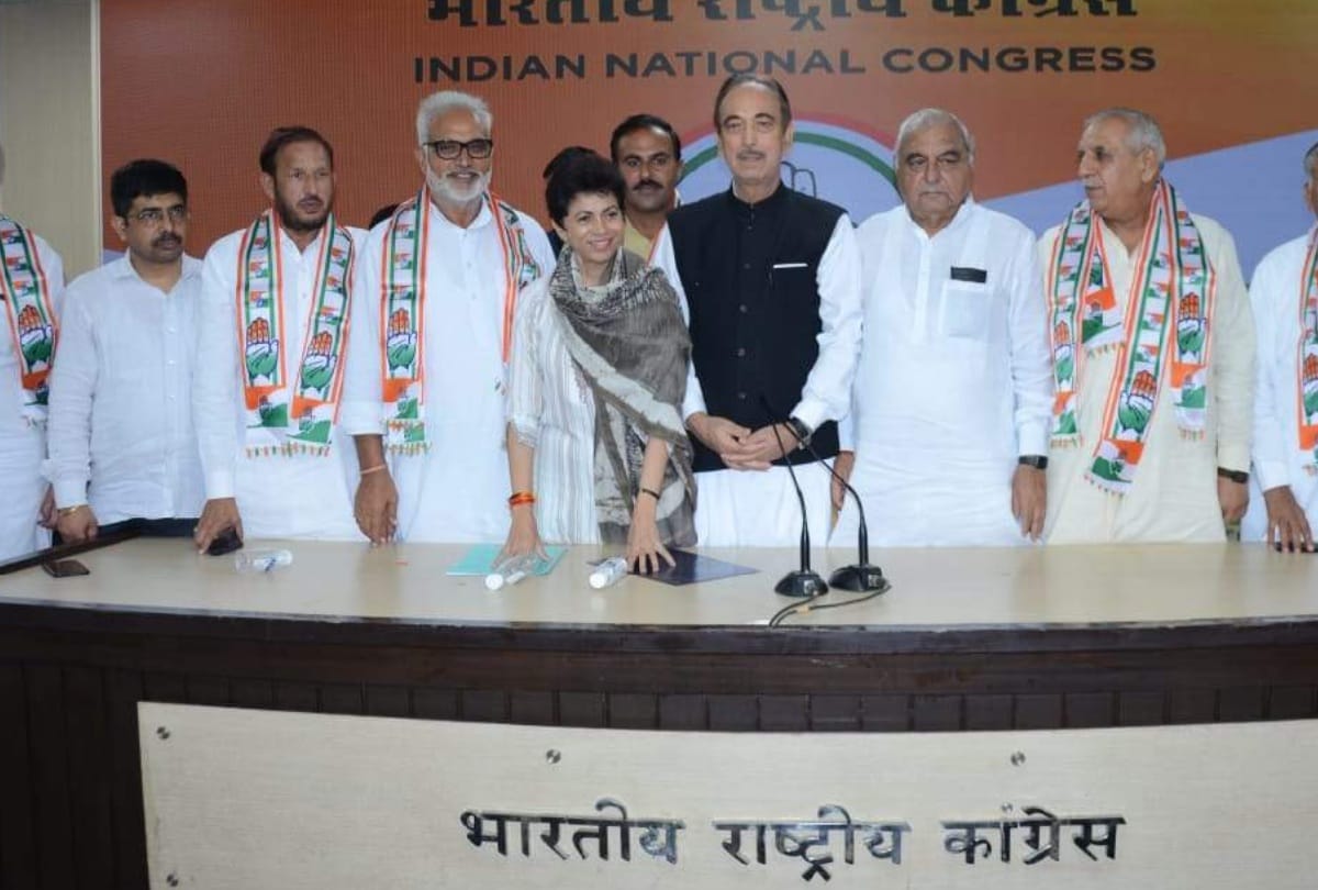 ashok arora and three others join congress ahead of election in haryana