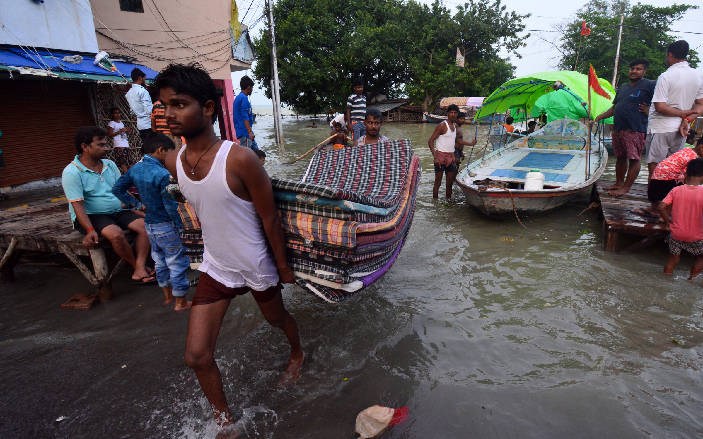 Floods in Prayagraj will worsen the situation, help sought from army