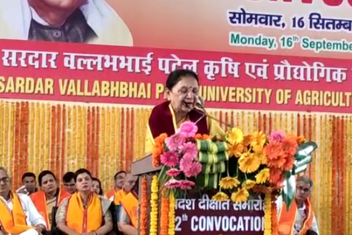 Governor Anandi Ben Patel visits Meerut for the first time after her appointment
