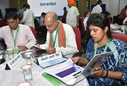 Uttar Pradesh Government ministers in manthan 2.