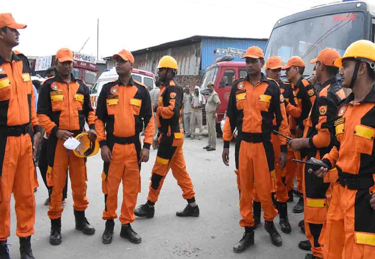 fire in HP gas refilling plant in unnao news update