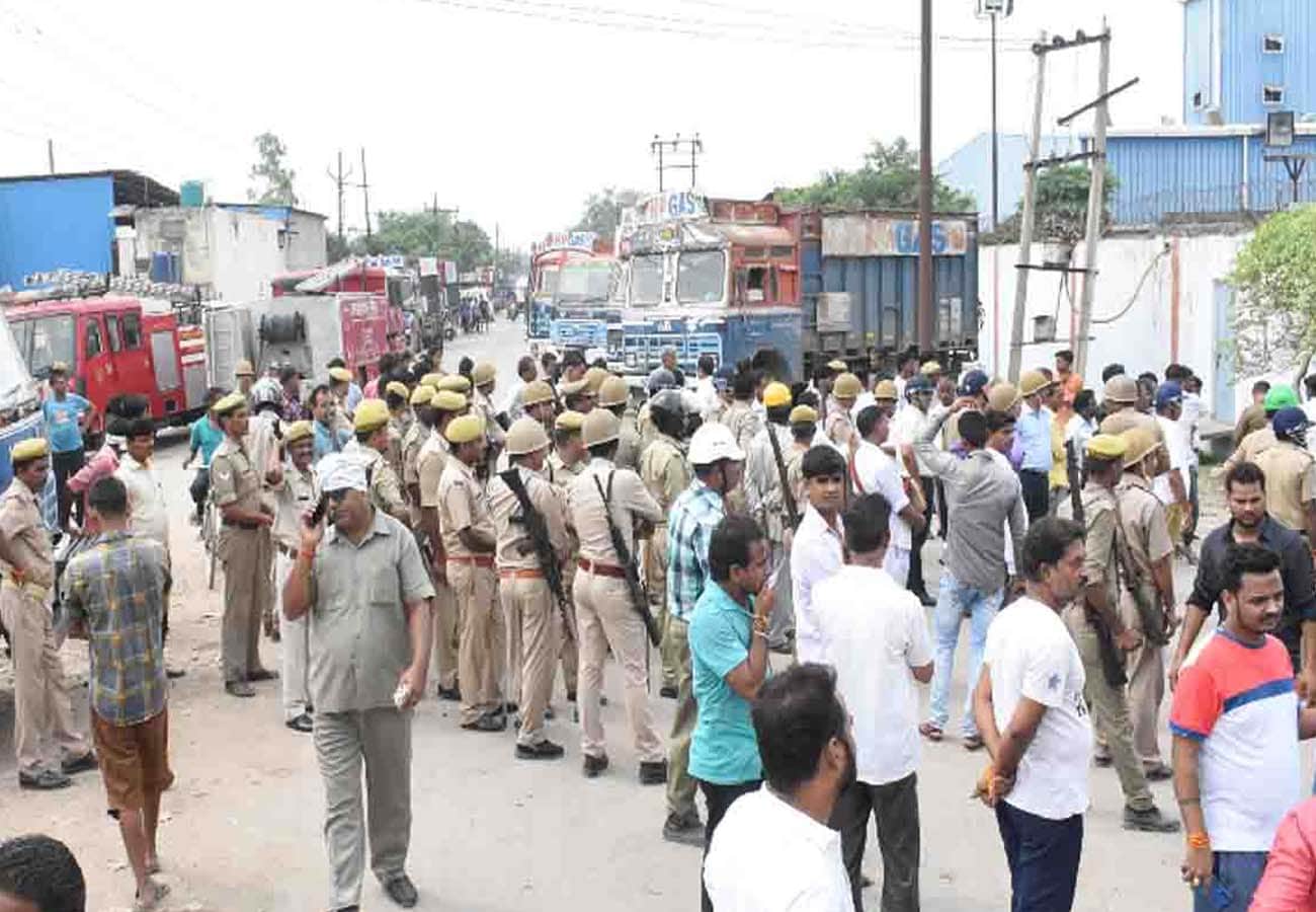 fire in HP gas refilling plant in unnao news update