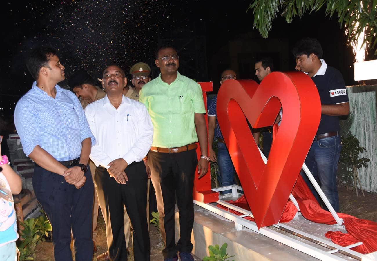 150 feet green belt built in Ganga barrage kanpur