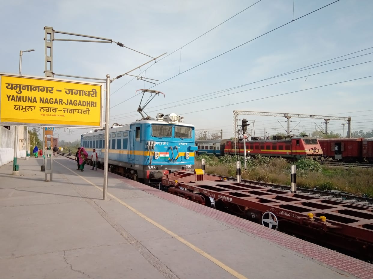 train, stopege, demand