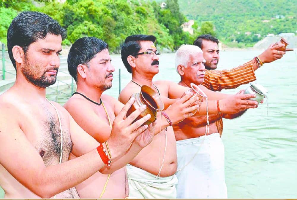 Ashadh Amavasya 2022 know ashadhi month date muhurta and fasting rule pitru tarpan