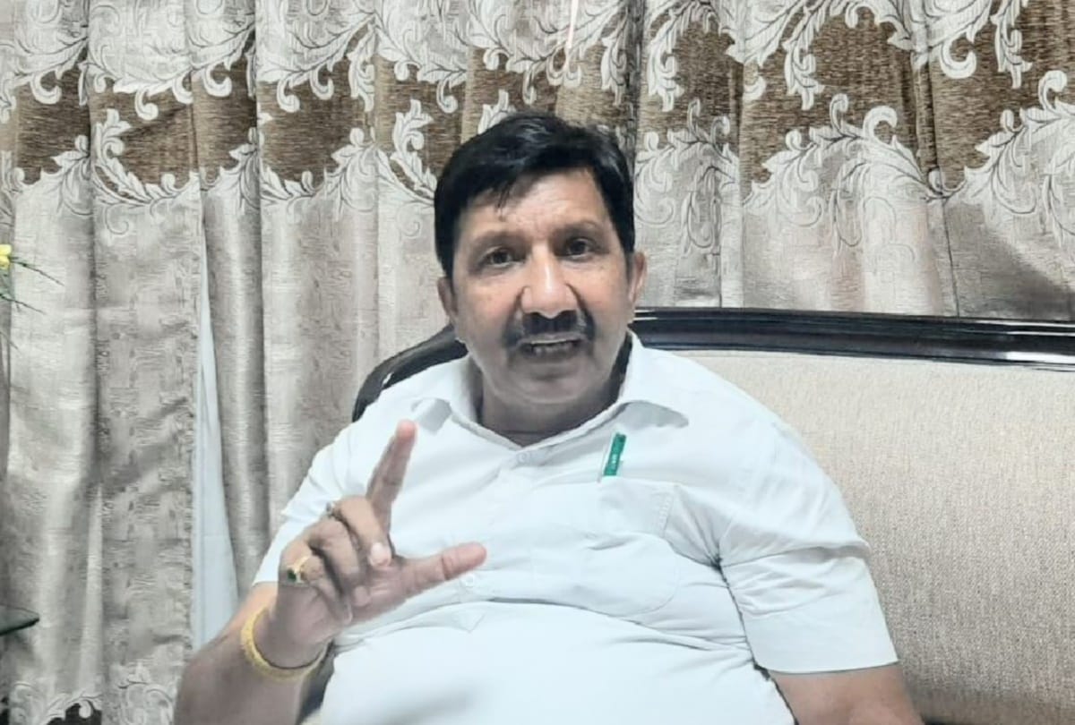 himachal govt preparing Ayurveda Pharmacy in private hands: mukesh