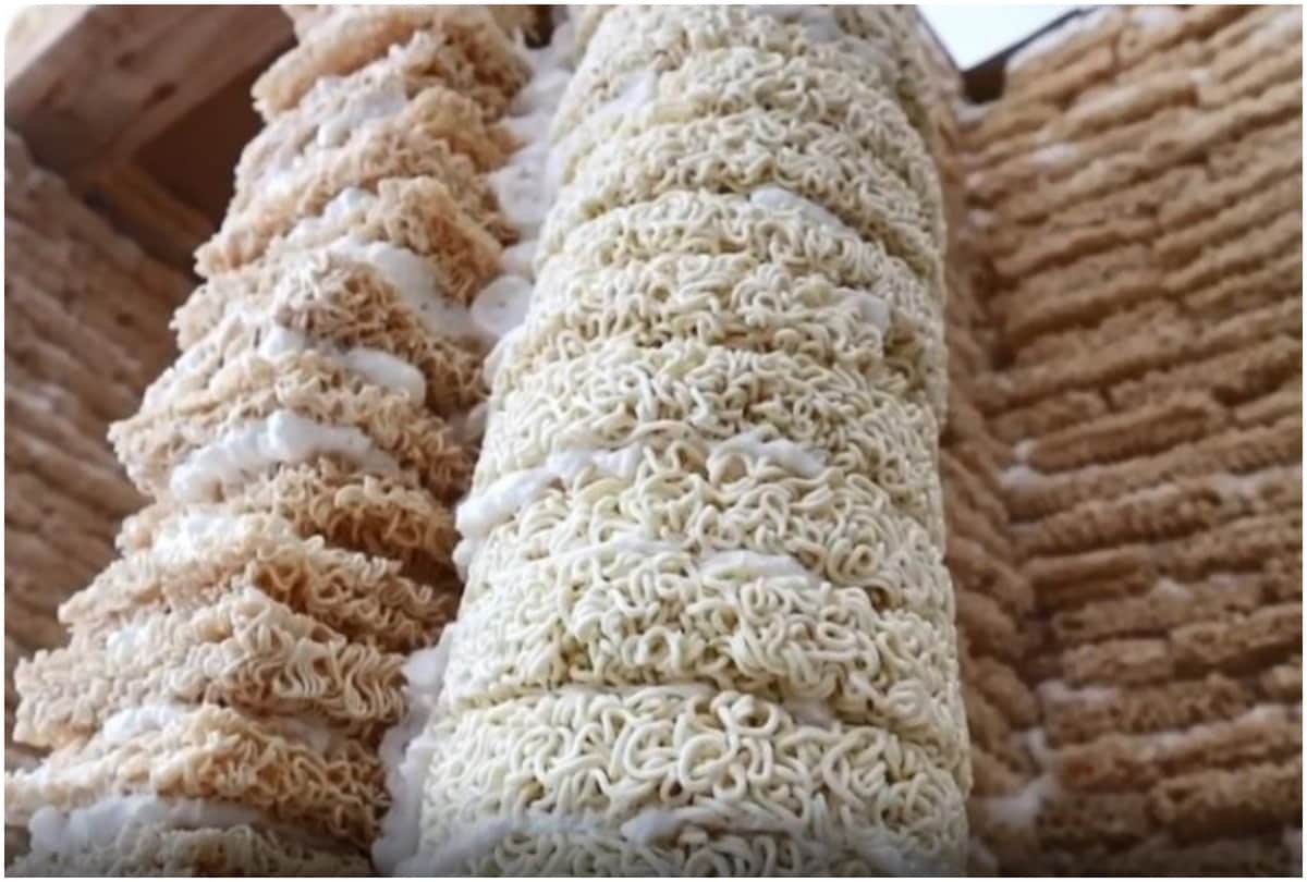 man builds childrens playhouse by instant noodle