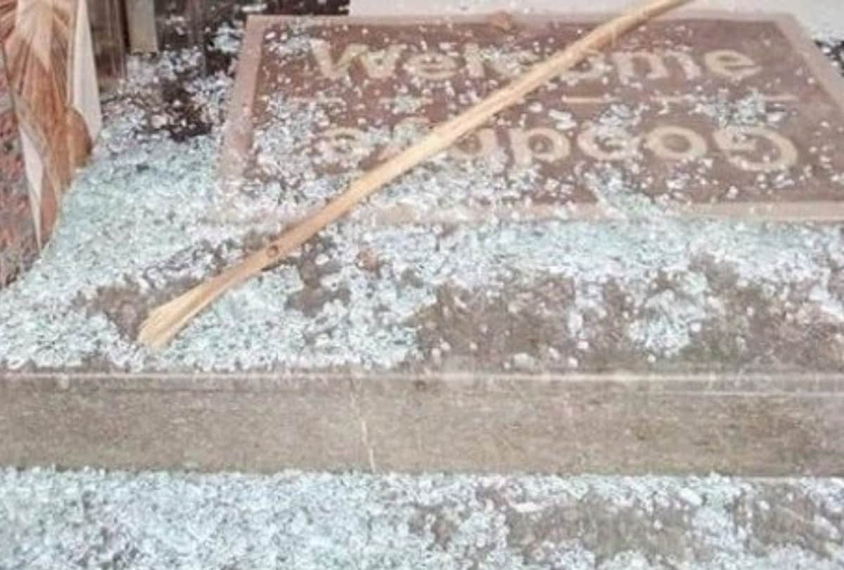 case of blasphemy filed in Pakistan against the principal of Hindu community, riot in Sindh