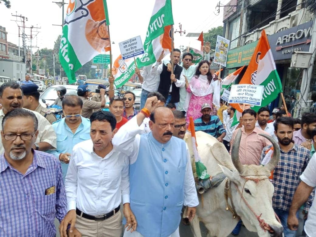 congress protest against new motor vehicle act on bullock cart