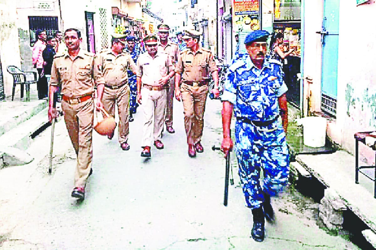 Alert and police force deployed in saharanpur after announce Jail Bharo Andolan of Bhim Army