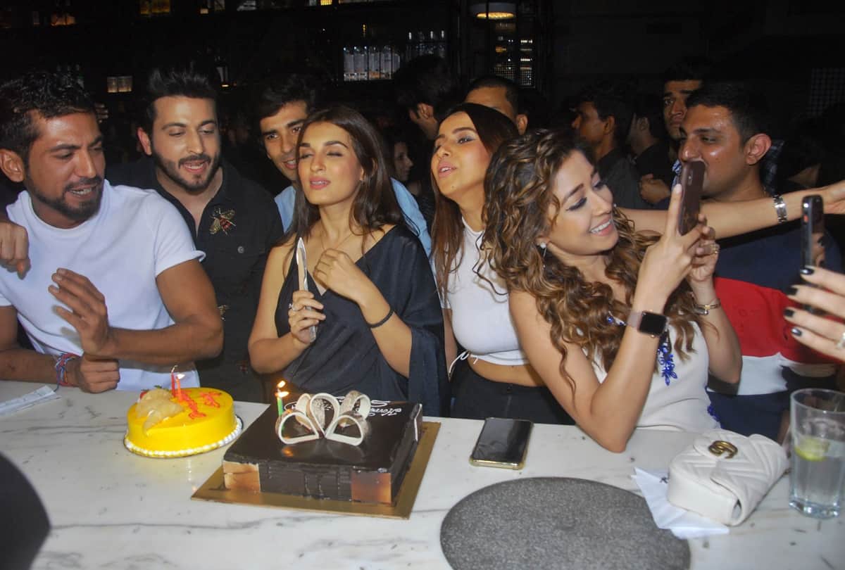 Radha of Shrimad Bhagwat Mahapuran actress Shiny Doshi Birthday Party Photos