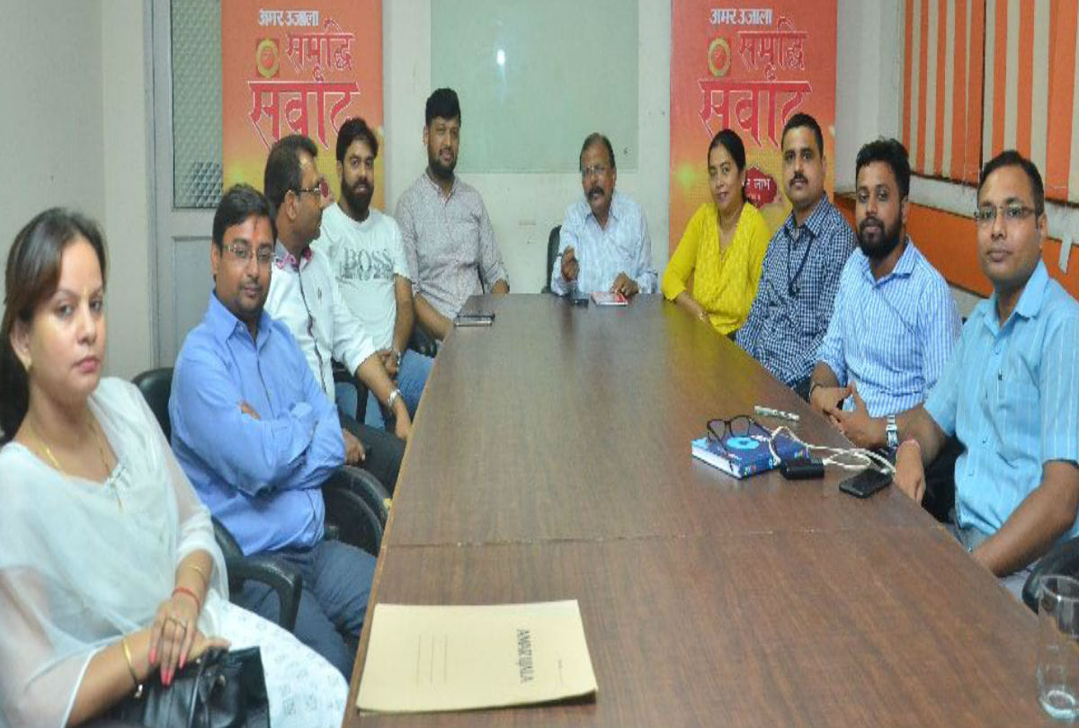 amar ujala samvad in Agra Automobile traders hope recession is over