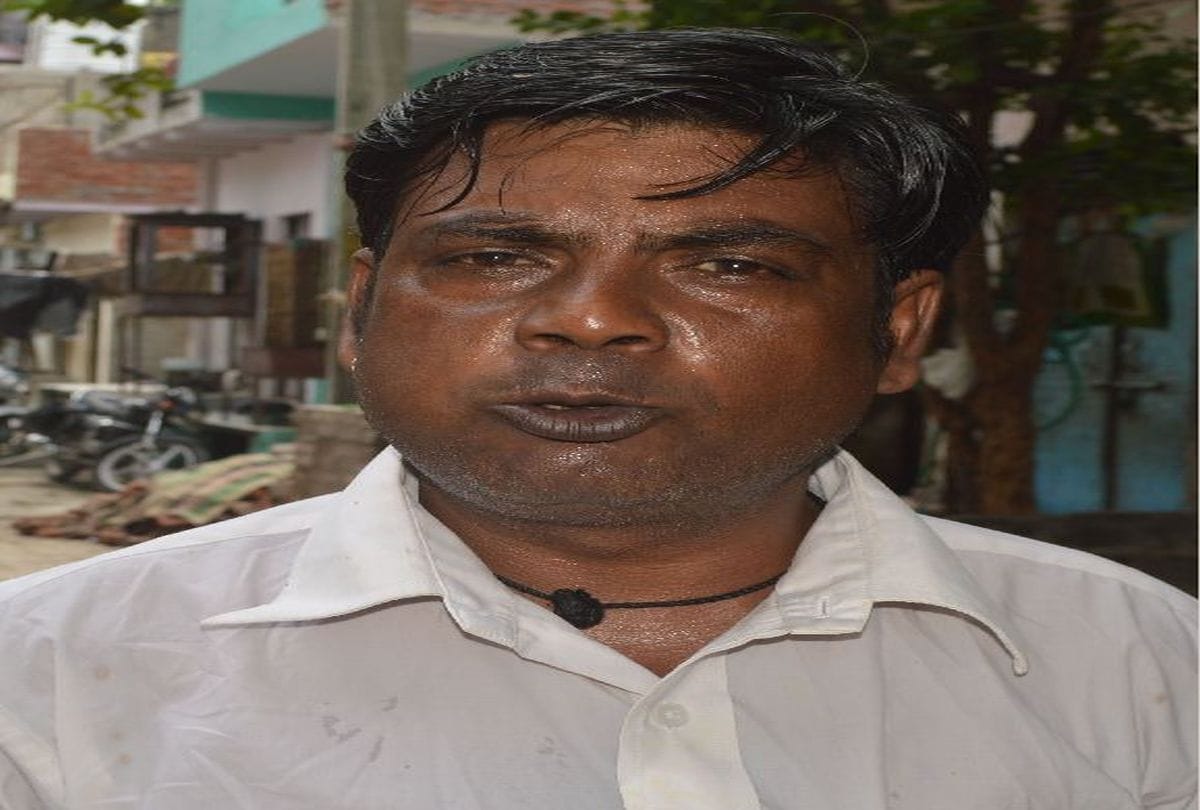 Gujarati women left work due to fear of rumors in agra