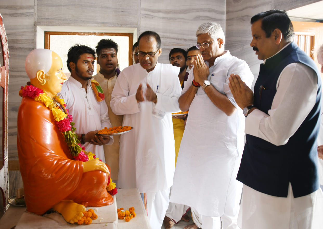 dr. mahendra singh in gorakhpur
