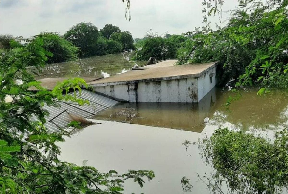 flood In Chambal River Water Level Crossed The Danger Mark in agra