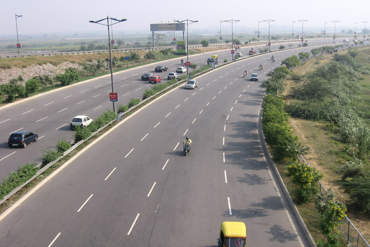 South Delhi and Noida road connection have been broken since 19 days