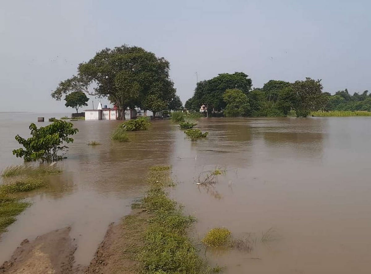 water level increasing in river traffic stalled on three major routes closed in ghazipur mirzapur