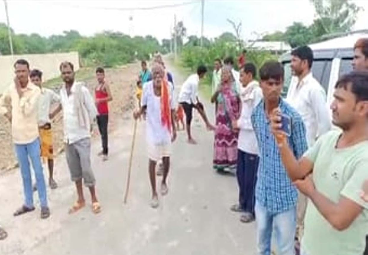13 cows killed in gaushala in Etawah district