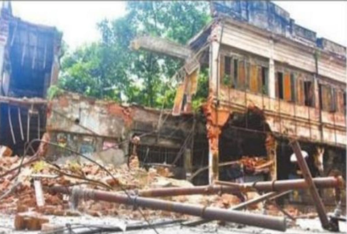 Motimahal cinema destroyed no electricity in area