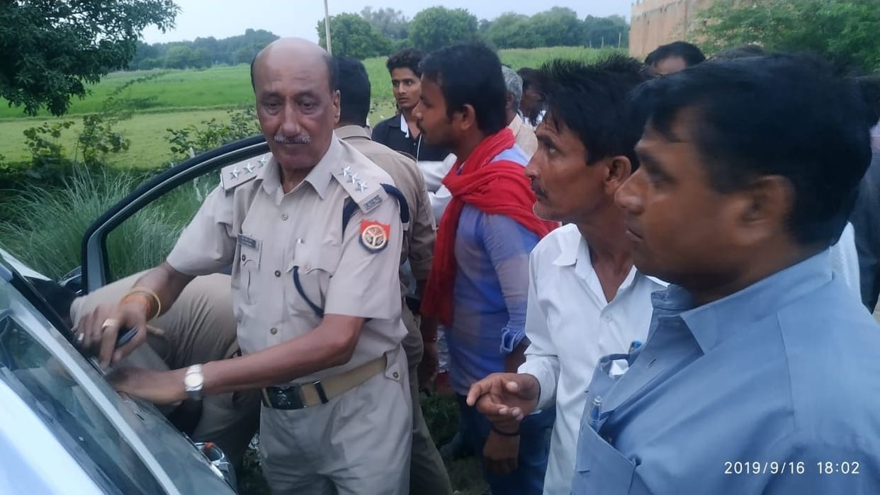One killed, five injured in Vikram-Car collision
