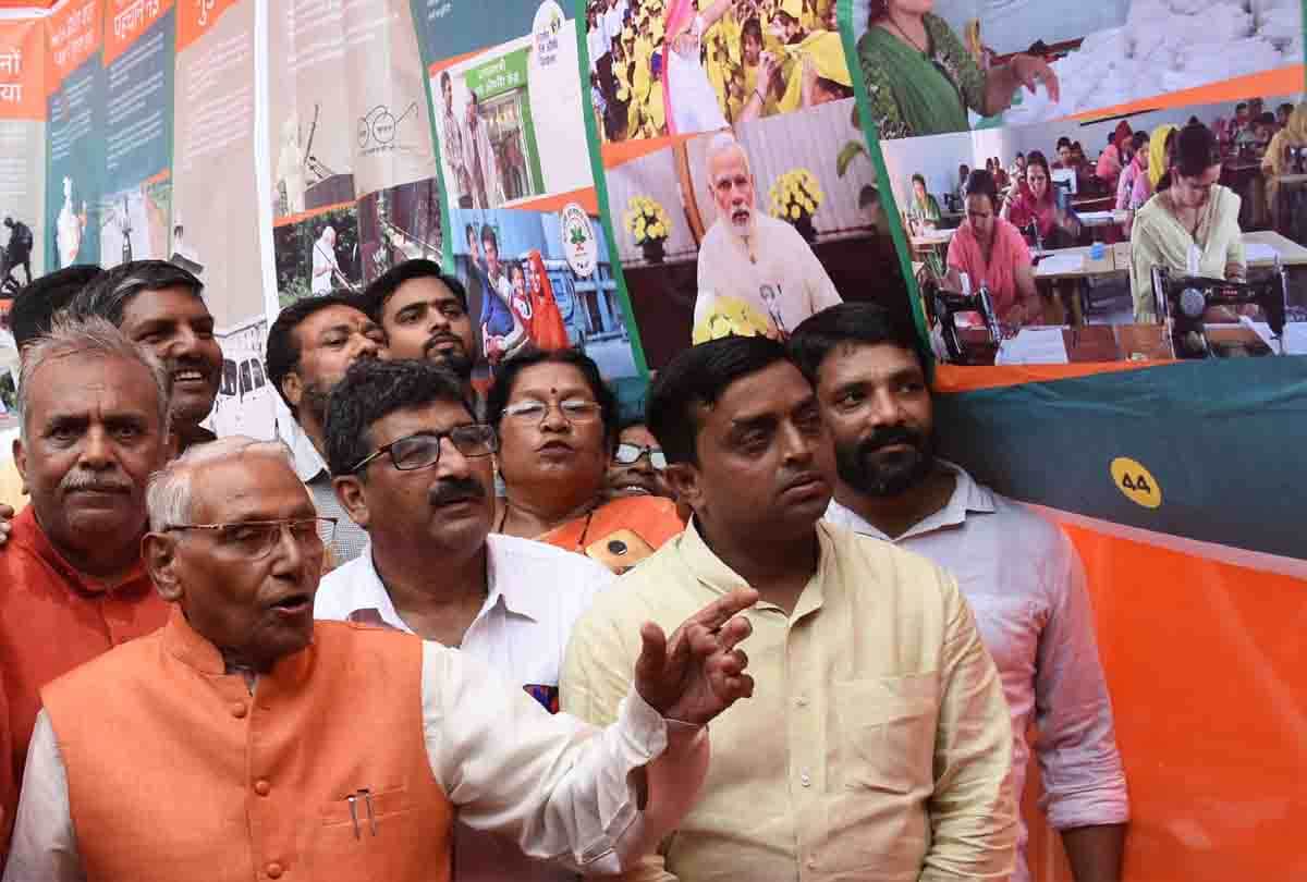 pm modi birthday celebration in kanpur