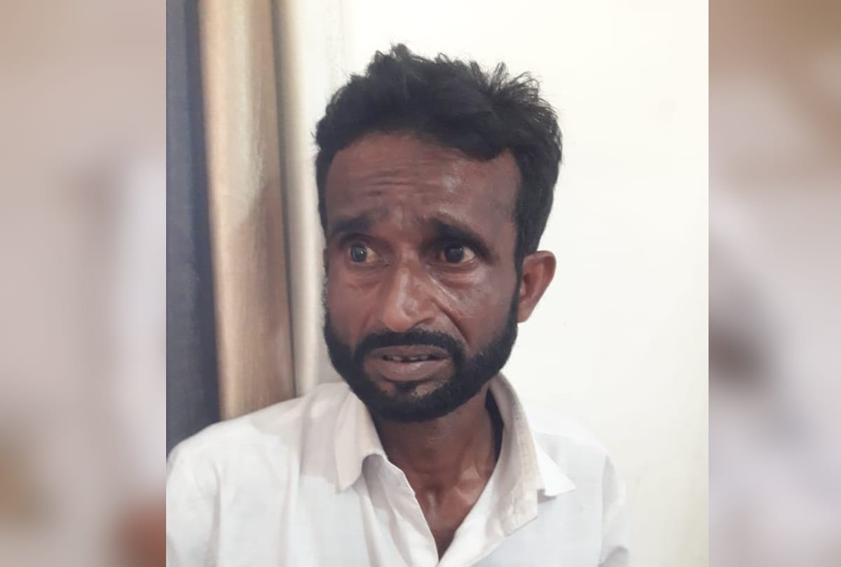 six months old murdered by maternal grandfather crime in Aligarh