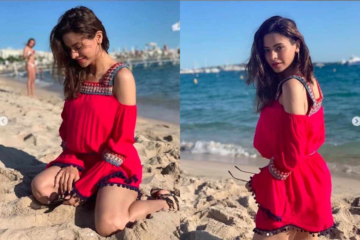 kahin toh hoga fame aamna sharif give fashion goals during vacation