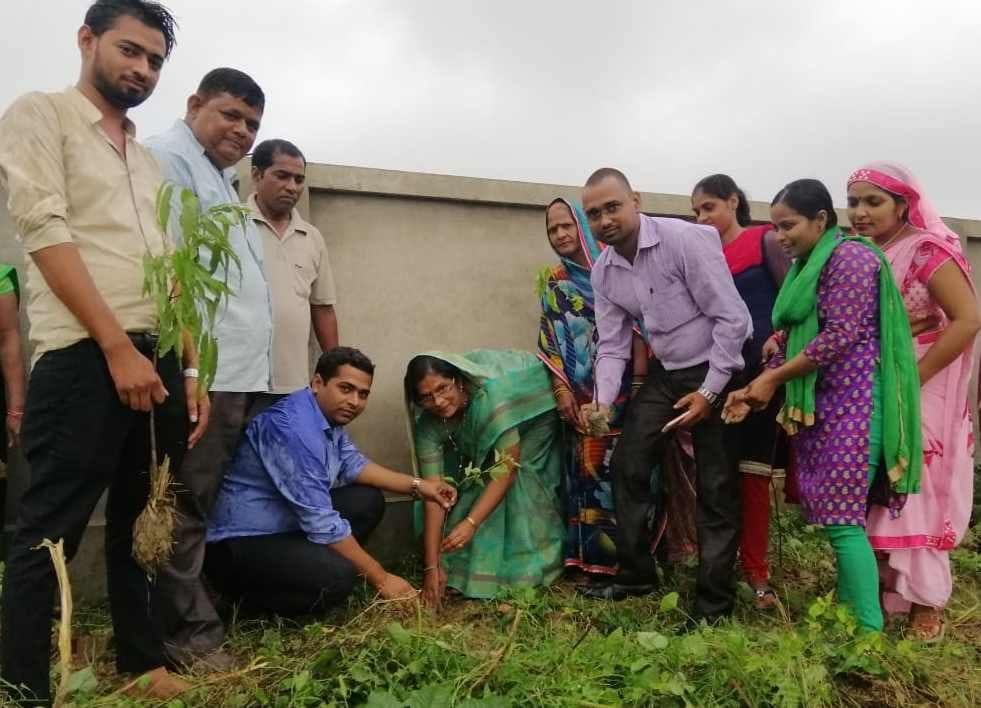 Actress Shabana Azmi's birthday celebrated by cutting cake, planting saplings