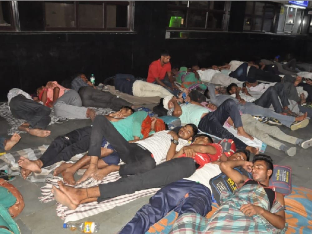 Dehradun: Navy recruitment exam canceled youth spent night at railway station