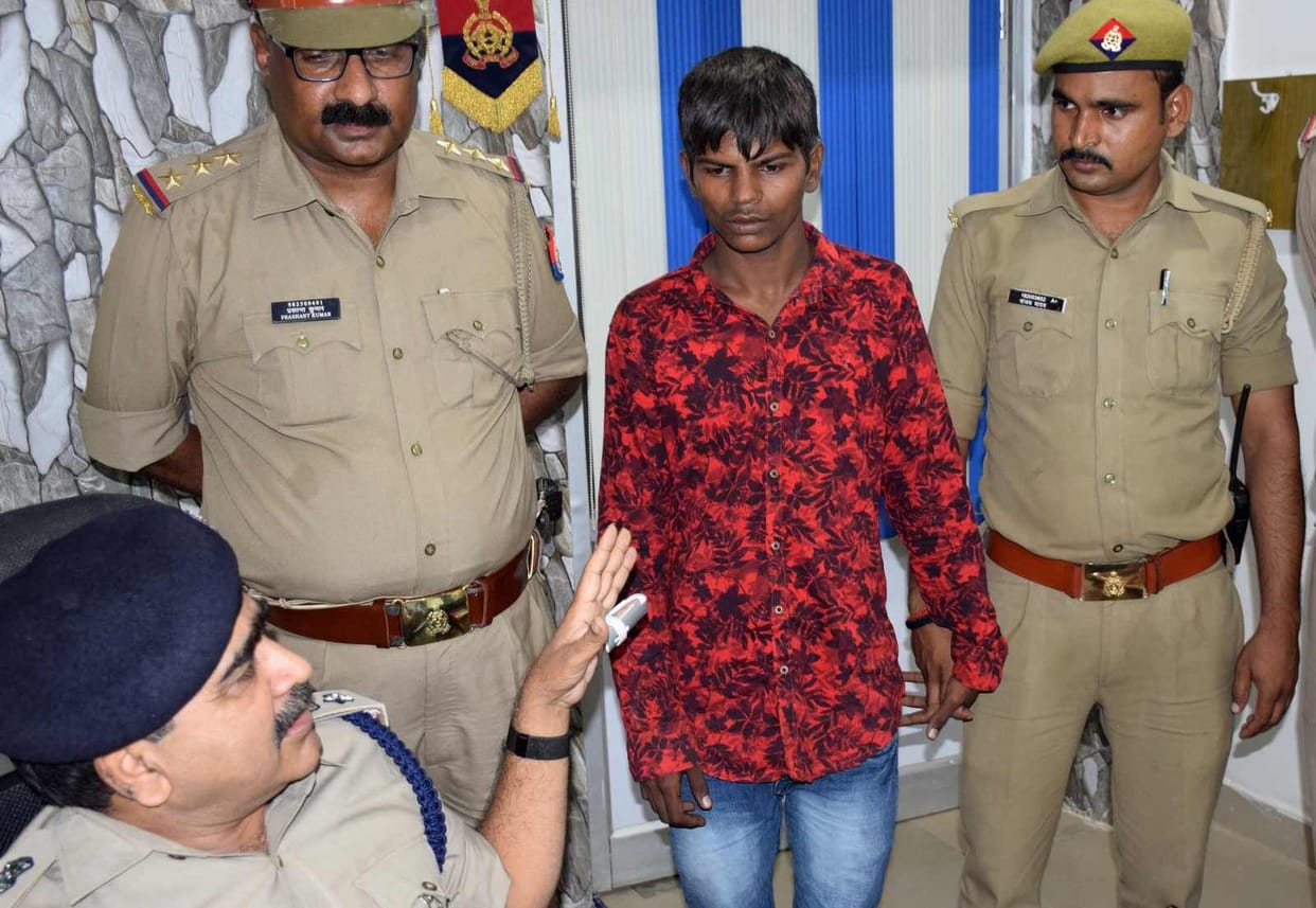 50 thousand prize crook Dharmendra arrested