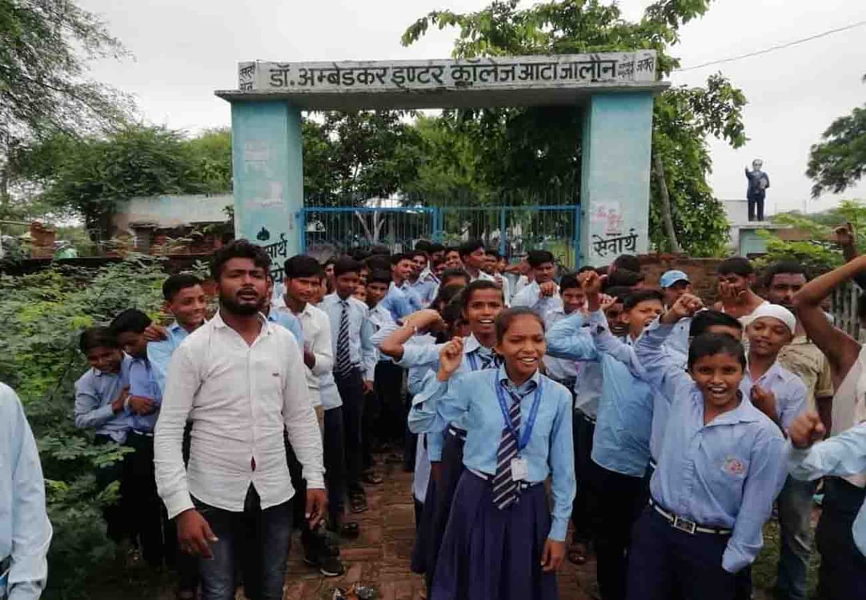 Villagers protest against open liquor shop next to temple and school