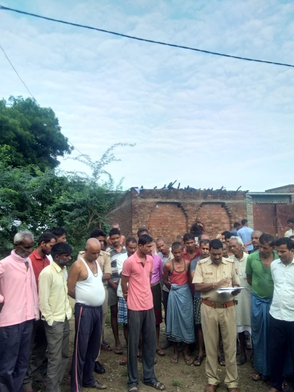 Dead body found hanging on tree