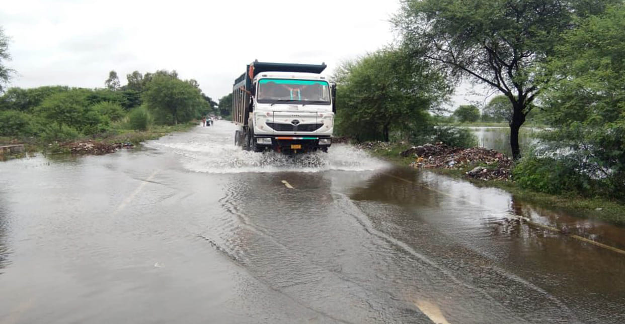 Banda-Bahraich State Highway submerged in Yamuna floods