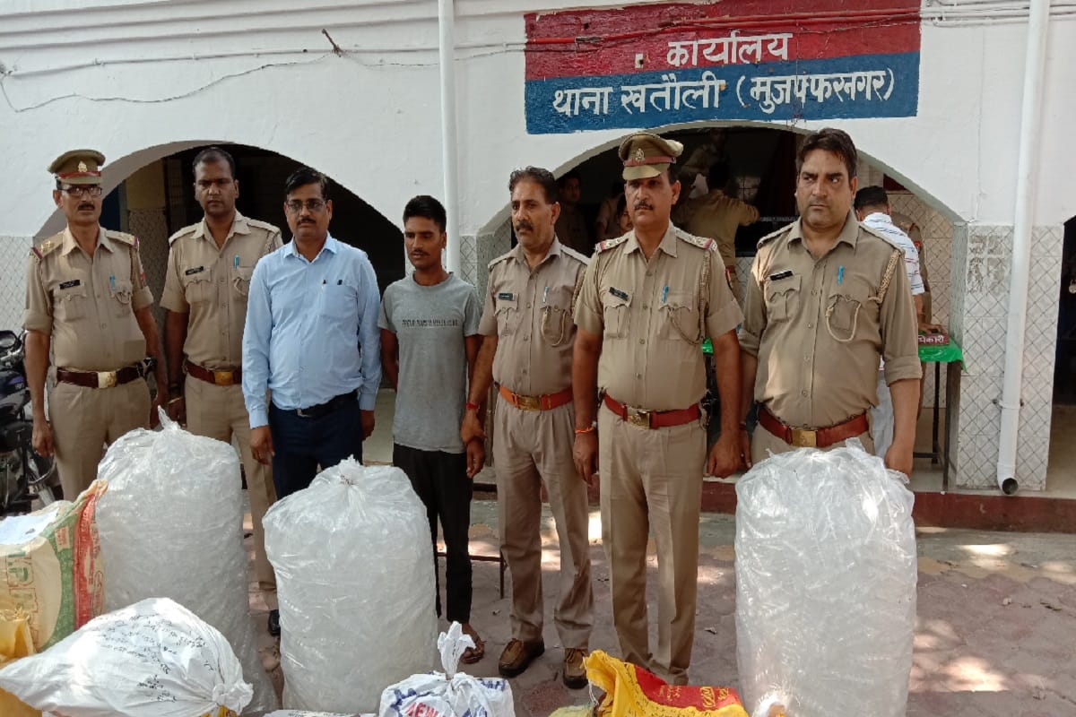 Police one accused arrested after busted a illegal alcohol factory in Muzaffarnagar