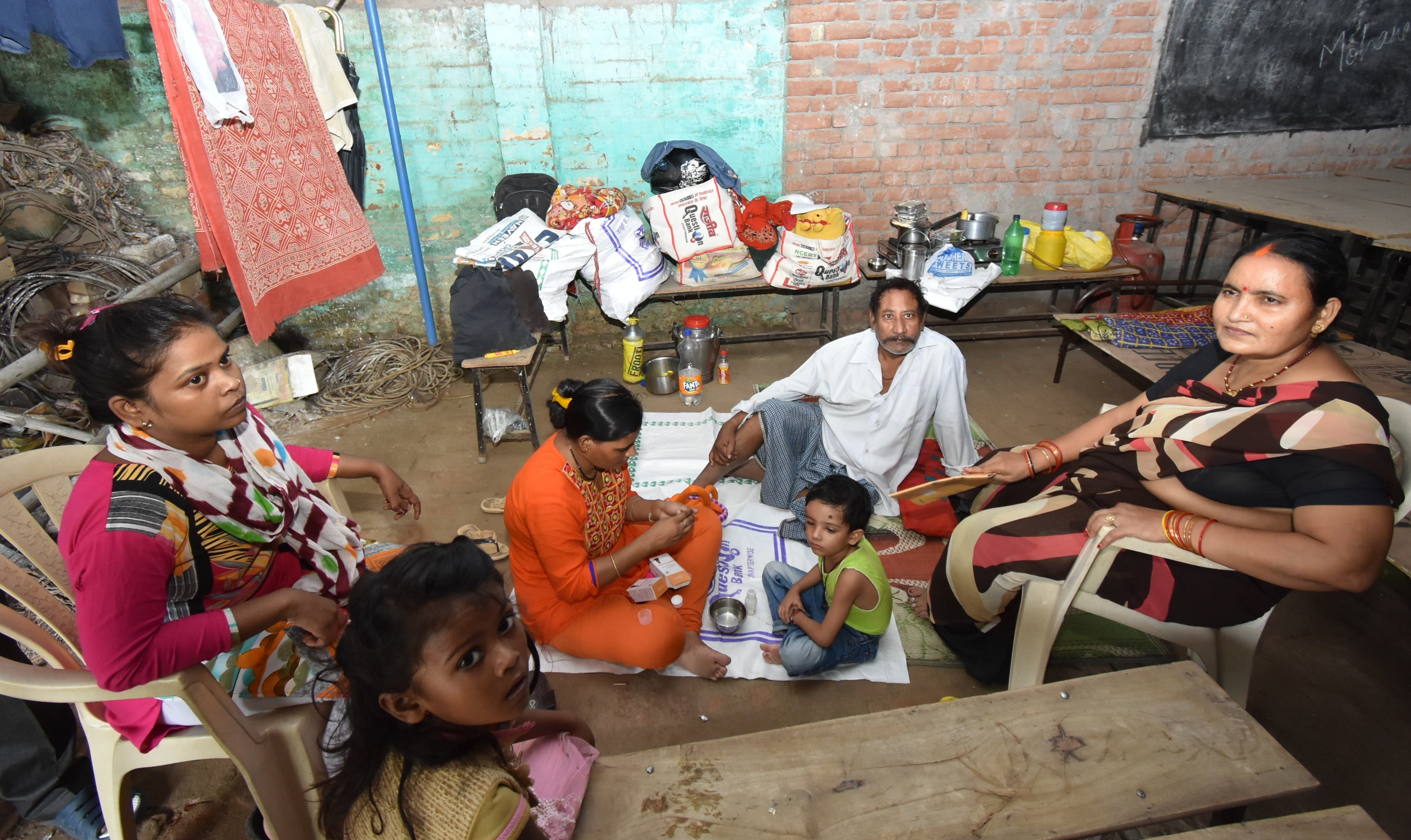Prayagraj: Flood water enters 30 thousand houses of 18 mohallas