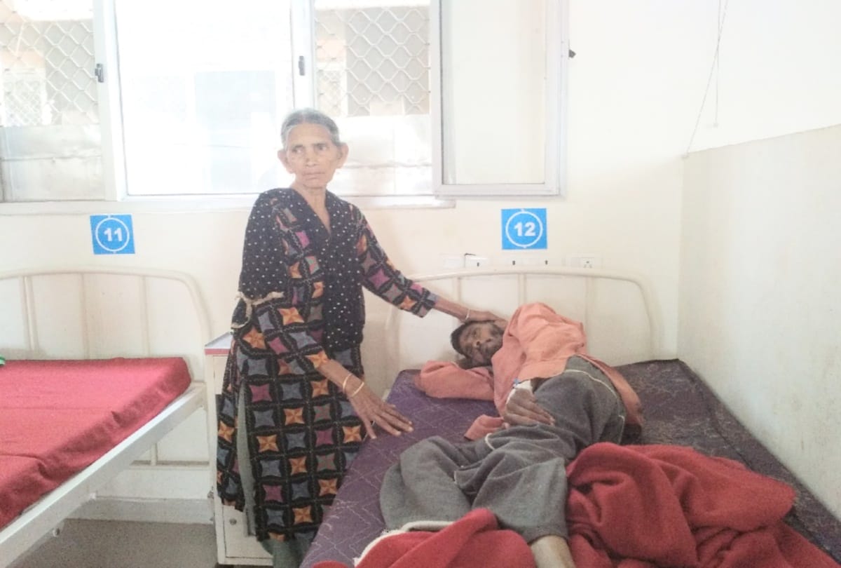 Patient lying overnight in medical college and admitted after 12 hours in nahan